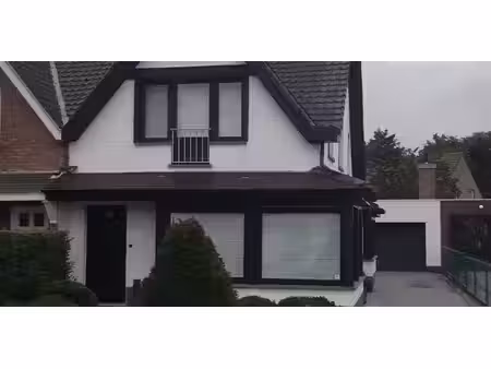 maison à louer à westkapelle pour € 1.700 avec 4 chambres à coucher