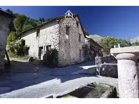 vente maison 3 pièces 81.6 m² à réallon (05160)  199 000 €