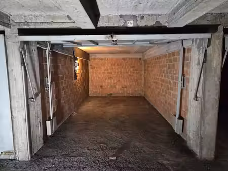boxe garage à louer  rue de montigny  charleroi