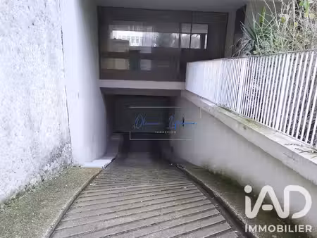 vente parking 10 m²
