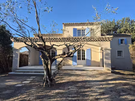 eyragues - maison 173 m2 4 chambres sur terrain de 1000 m2