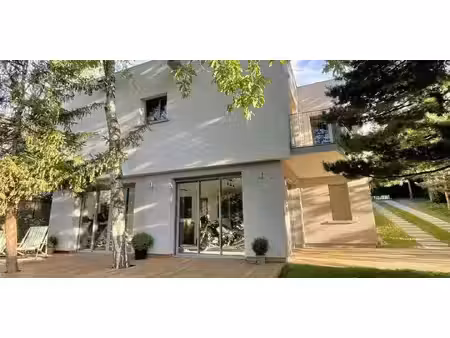 maison contemporaine avec jardin et terrasse jardy-centre ville - vaucresson (92)