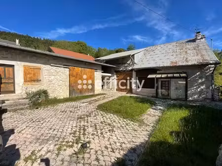 maison 6 pièces - 105 m²