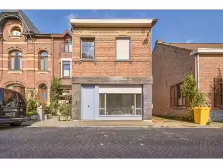 commercieel te koop in bornem met 3 slaapkamers
