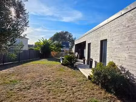 vente maison à pleuven (29170) : à vendre / 107m² pleuven