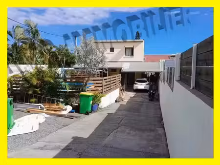 location villa 4 pièces 125 m² à la riviere (97421)  1 595 €
