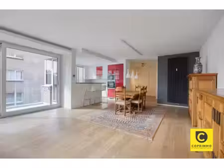 appartement te koop in berchem met 2 slaapkamers