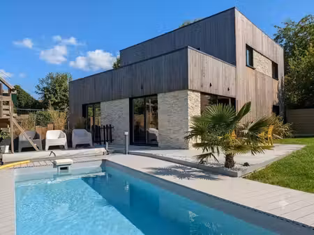 achat maison 8 pièces 151m²