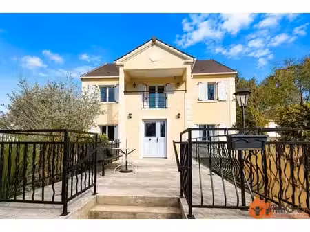 maison de luxe de 6 pièces en vente à mareuil-lès-meaux  île-de-france
