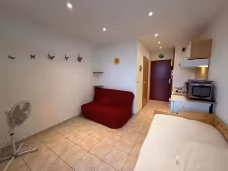 location appartement 1 pièce 18 m² à ruoms (07120)