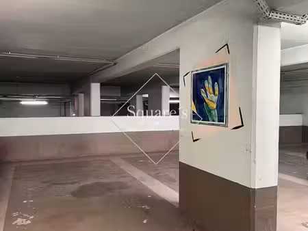 parking/box