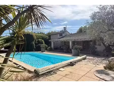 villa de 4 pièces de luxe en vente eyragues  france