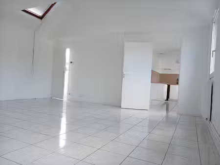 location appartement 3 pièces 88m²