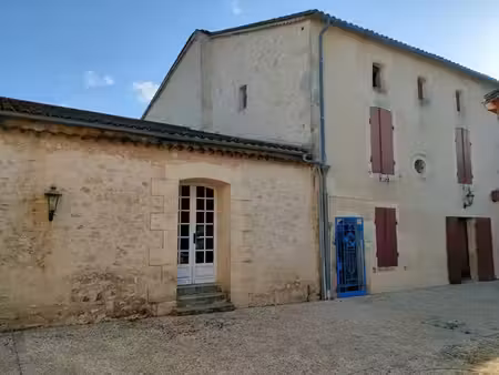 vente maison 16 pièces 240 m² pujols (33350)