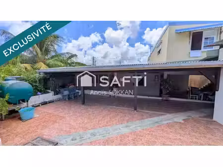 vente maison 7 pièces 128 m² à le francois (97240)  219 000 €