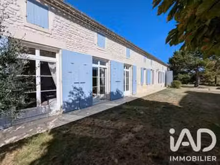 vente maison à montils (17800) : à vendre / 183m² montils
