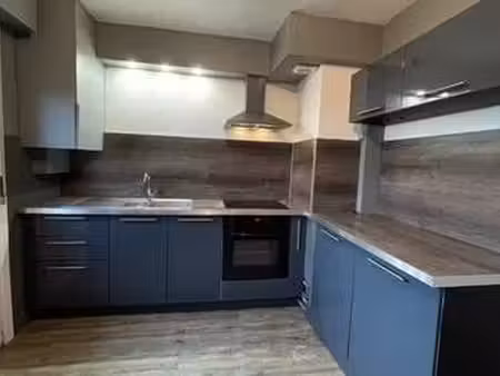location appartement 4 pièces à coudekerque-branche (59210) : à louer 4 pièces / 80m² coud