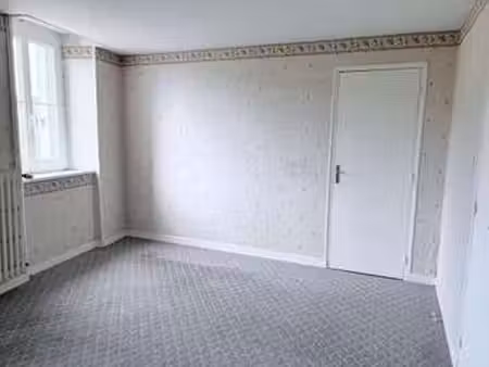 location appartement 4 pièces à aubusson (23200) : à louer 4 pièces / 105m² aubusson