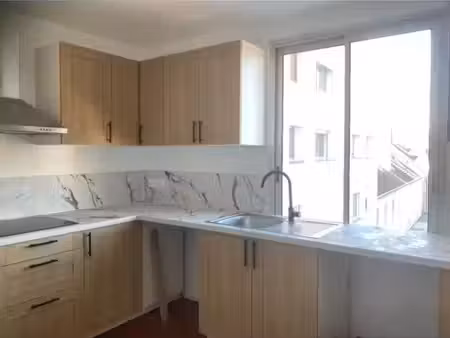 location appartement 4 pièces 103 m² à beauvais (60000)