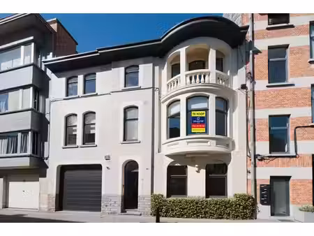 karaktervolle herenwoning (310 m²) met garage en loftverd...