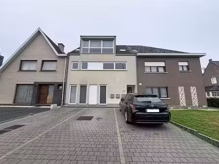 appartement avec grande terrasse à louer à ninove