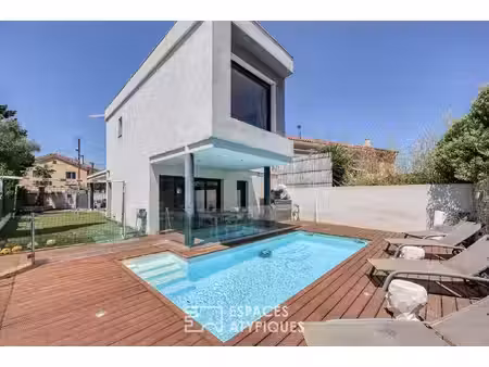 villa contemporaine avec piscine