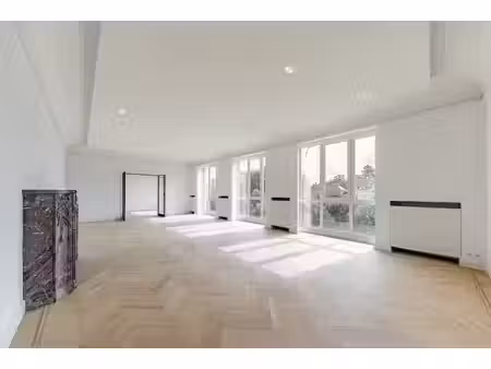montgomery - appt de standing - 4 ch. - 2 bureaux - garage