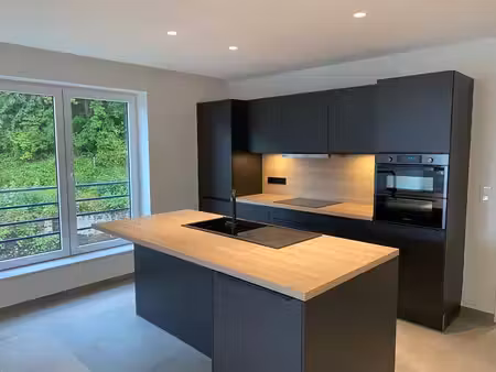 magnifique appartement 2 chambres en plein cœur de rochefort