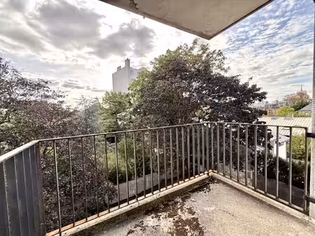 place carnot - rare sur le secteur 2 pièces 45 m2 parkin