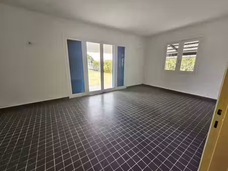 villa f4 à bras panon