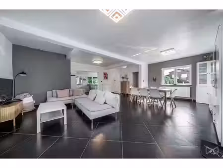 rue praile  85 - 6120 ham-sur-heure-nalinnes
