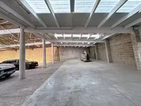 espaces de stockage avec bureaux