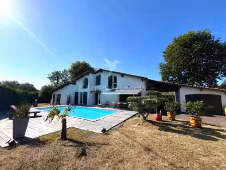 maison de luxe à vendre à saint-aubin-de-médoc