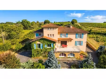 maison de luxe à vendre à oingt