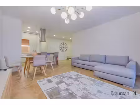 villa de luxe à vendre dans le quartier les cougoulins-rastines