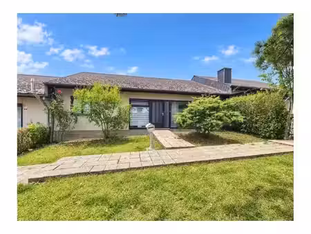 bien divers à vendre à rue du mayeur jalhay 13 mariembourg (vbe69607)