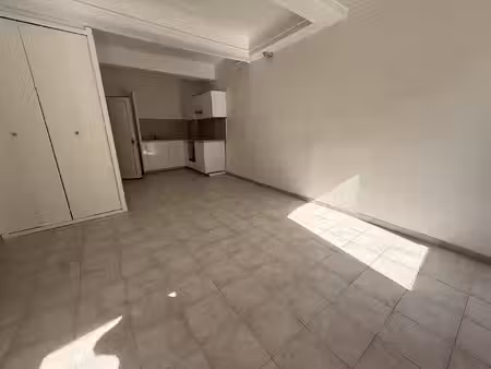 appartement le beausset 2 pièce(s) 37.10 m2 a louer vide