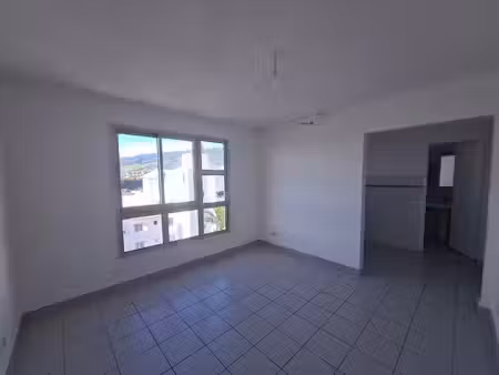 studio à louer au moufia