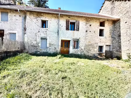 maison de village à finir de rénover !