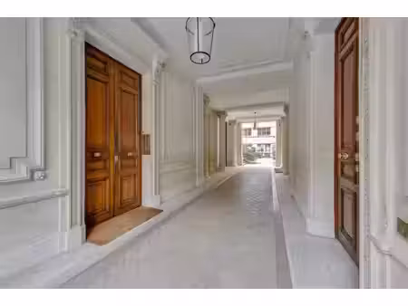location meublée appartement 3 pièces 97 m² à paris 8ème (75008)  3 550 €