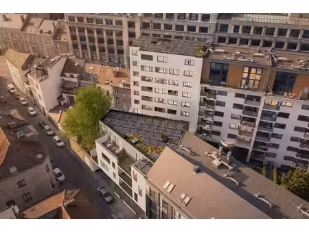 un bureau neuf au cœur de schaerbeek