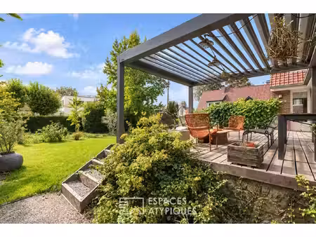maison familiale avec jardin arboré proche de l'hippodrome