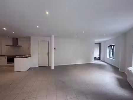appartement moderne à louer au centre de hal