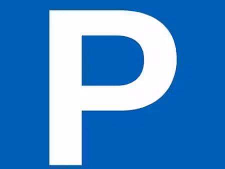 belle place de parking rue poussin facile d'accès