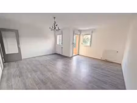 location appartement 4 pièces 91.3 m² à roanne (42300)  790 €