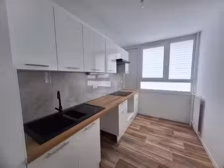 trappes centre – appartement t5 rénové avec balcon – proche gare