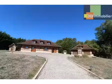 très belle demeure récente (2010) à vendre de 8 pièces  quartier campagne  au calme  202m²