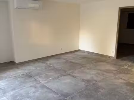 location bas de maison t3 60 m2