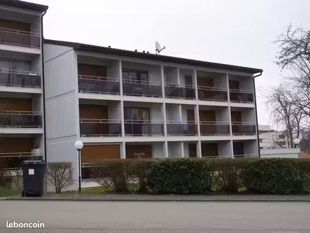 t1 (avec cave et parking) a prevessin moens