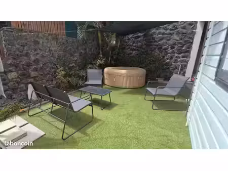 t2 meublé avec jardin  spa & parking – saint-leu centre